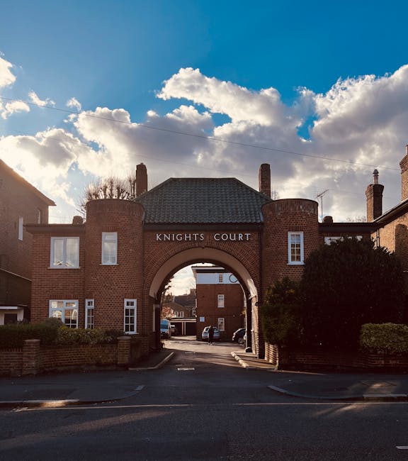 https://wastedisposalkingston.co.uk/blog/hampton-court-event-rubbish-removal-for-kingston-venues/